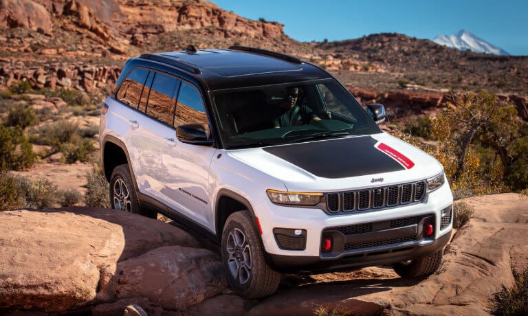 2022 Jeep Grand Cherokee L offroading in the desert mountains