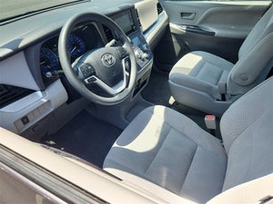 2018 Toyota Sienna L 7 Passenger