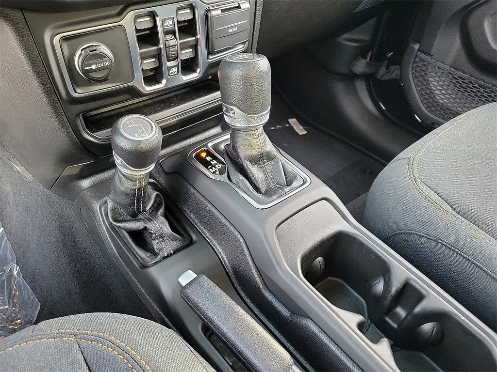 2025 Jeep Gladiator GLADIATOR SPORT S 4X4