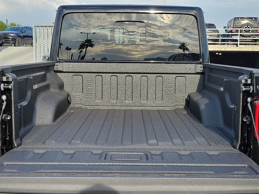 2025 Jeep Gladiator GLADIATOR SPORT S 4X4