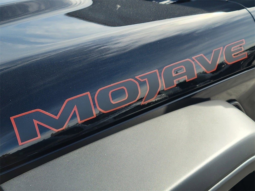 2025 Jeep Gladiator GLADIATOR MOJAVE 4X4