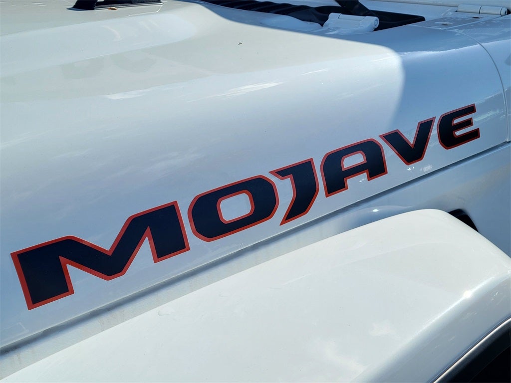 2025 Jeep Gladiator GLADIATOR MOJAVE X 4X4