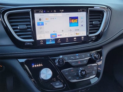 2025 Chrysler Pacifica PACIFICA SELECT