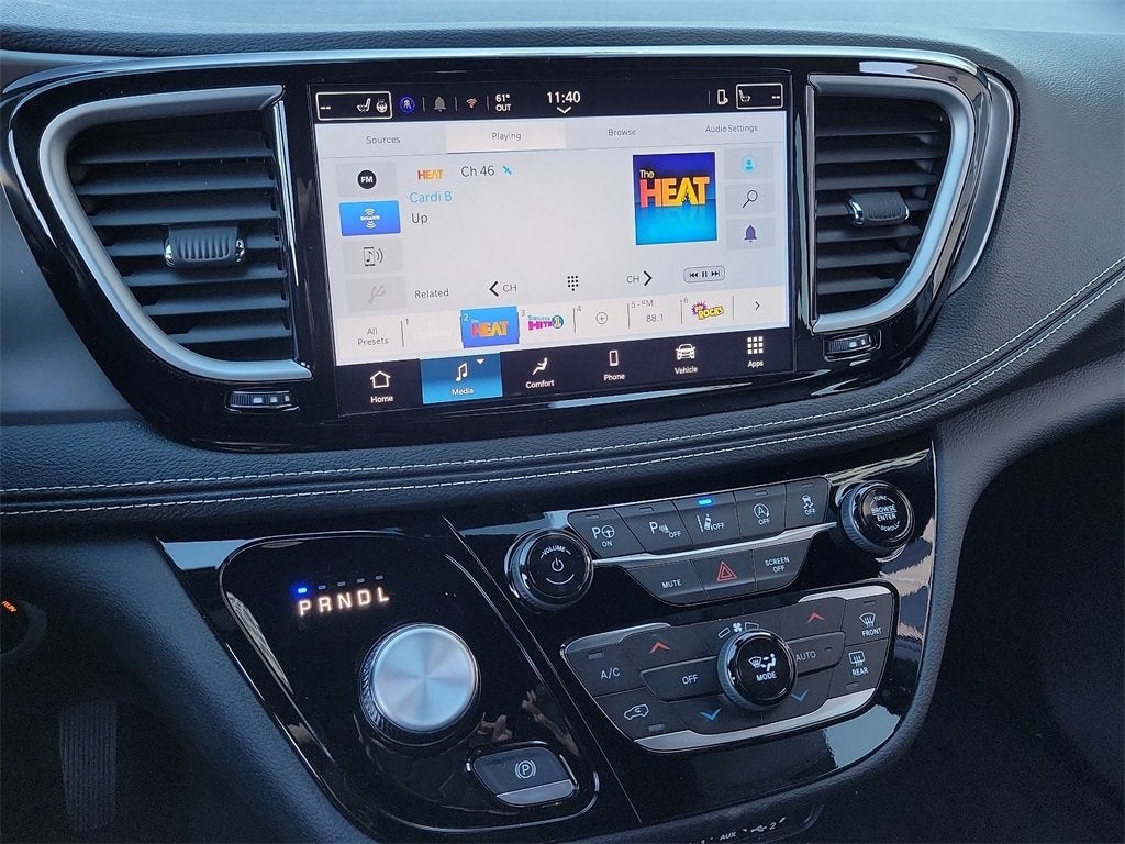 2025 Chrysler Pacifica PACIFICA SELECT