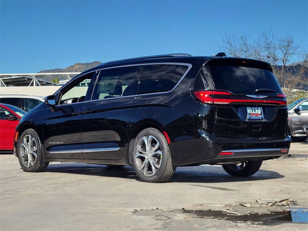 2026 Chrysler Pacifica Pinnacle