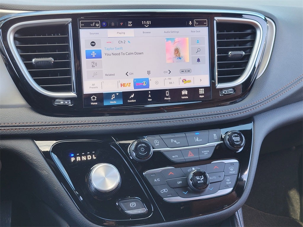 2026 Chrysler Pacifica Pinnacle