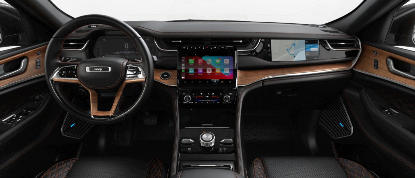 2025 Jeep Grand Cherokee interior dashboard